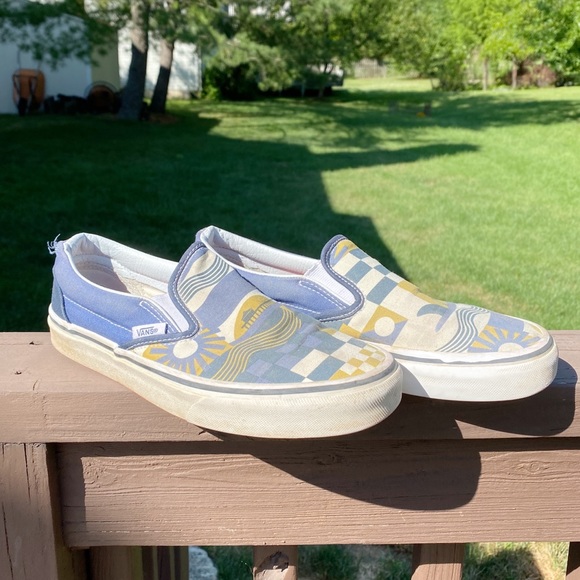 *SOLD* EXTREMELY RARE VANS - Picture 2 of 6